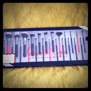 Makeup Brush Set